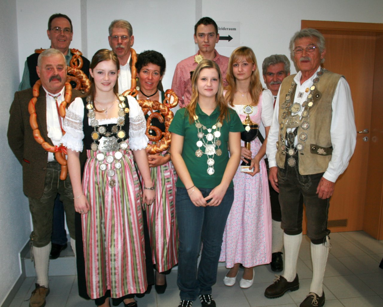 2008